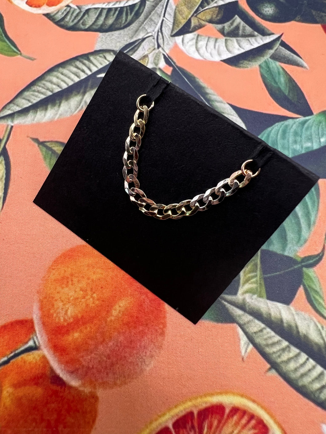 Tri-Rail Chain And Charm