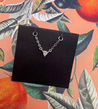 Load image into Gallery viewer, Delta
