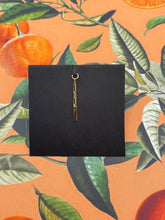 Load image into Gallery viewer, Solido
